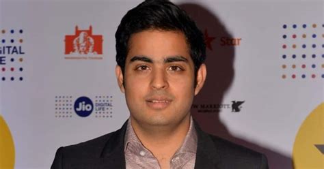 Akash Ambani’s Biography | Birth | Education | Family | Marriage