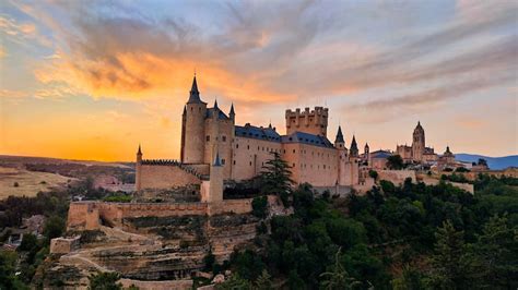 Ruta De Los Castillos Por España En Coche Carglass