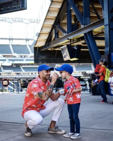 Father And Son Twinning 30 Amazing Father Son Matching Outfits Father