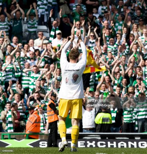 Celtic V Rangers Celtic Park Glasgowartur Boruc Applauds The