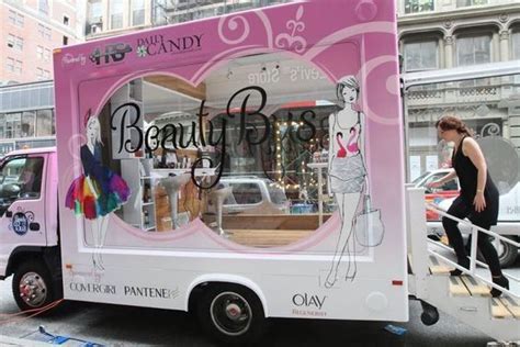 The Beauty Bus Salón De Belleza Móvil Diseño De Sala De Belleza