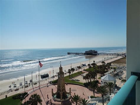 Best Service With A Beach Front View Review Of Hilton Daytona Beach Oceanfront Resort