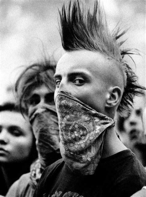 Rally for A Cause :: Photog. unknown Cyberpunk, Punk Mohawk, Mohawk Hair, Look Punk, Estilo Punk ...