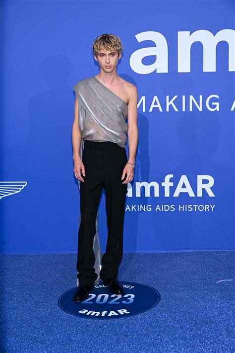 Ferragamo: Troye Sivan In Ferragamo At AmfAR Gala 2023 - Luxferity