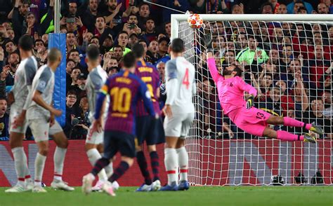 Lionel Messi Gol Tiro Libre Al Liverpool Elegido Mejor De Champions