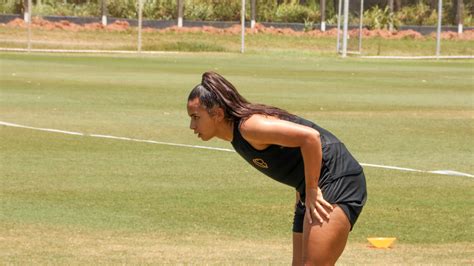 Futebol Feminino Corinthians Treina No Feriado E Se Prepara Para