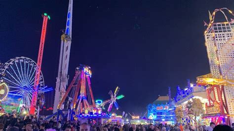 Hull Fair 2021 Crowds Attend One Of Europes Largest Fun Fairs Bbc News