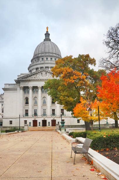 Capitol Square Madison Bức ảnh Bức Hình And Hình ảnh Sẵn Có Trả Phí Bản