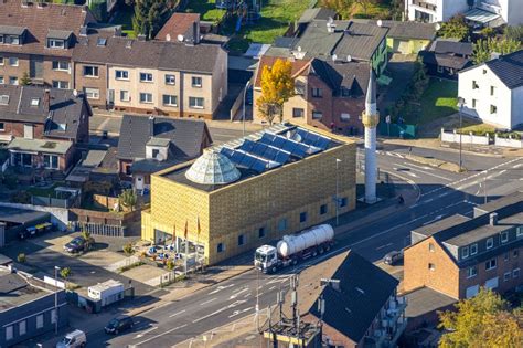 Moers aus der Vogelperspektive Herbstluftbild Gebäude der Moschee