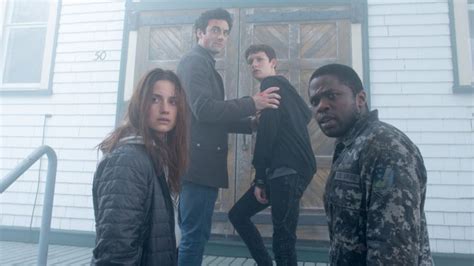 Intense New Trailer For Stephen King's New Horror Series THE MIST ...