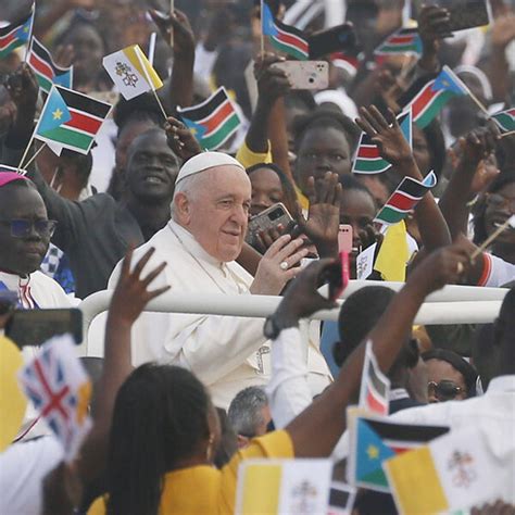 Pope Makes Mini Pilgrimage Outside Vatican To Pray For End Of Pandemic