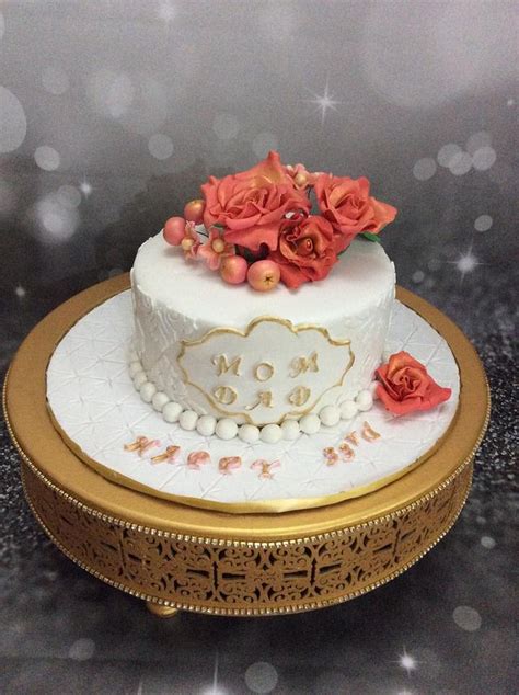 33rd Anniversary Cake - Decorated Cake by Jessica Cabrol - CakesDecor