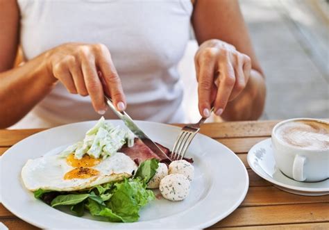 糖質制限中の朝食におすすめの食べ物は？管理栄養士が教える低糖質レシピ5選 Macaroni