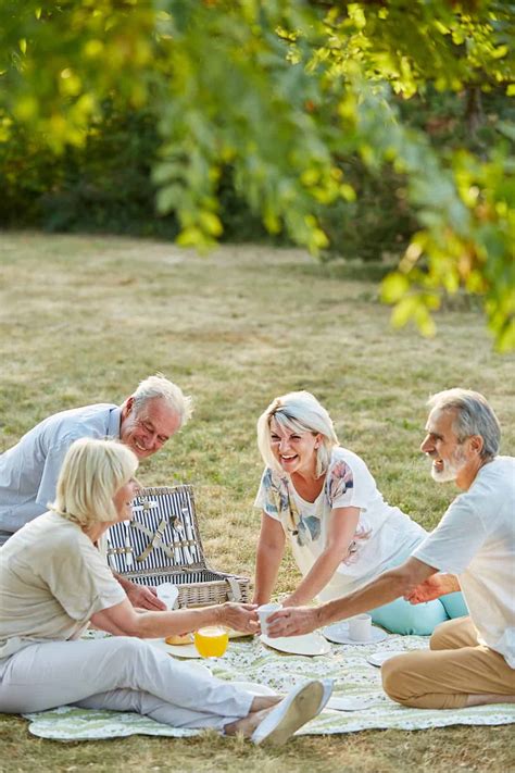 Fun Activities for Seniors: Over 100 Ways to Play