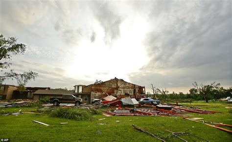 Tornadoes Tear Across The Great Plains Midwest And Warnings Issued As