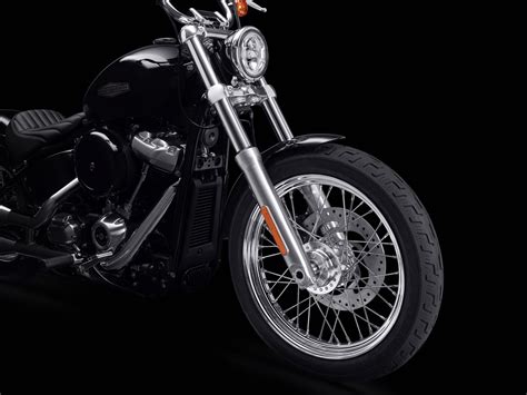 Motorrad Vergleich Harley Davidson Softail Breakout 114 Fxbrs 2022 Vs Harley Davidson Softail