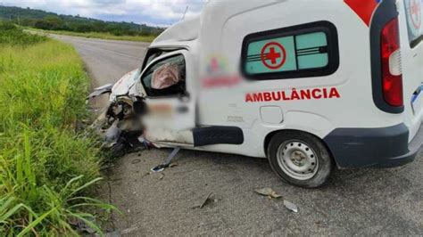 Urgente Ambul Ncia Se Envolve E Acidente Na Estrada Que Liga Conquista