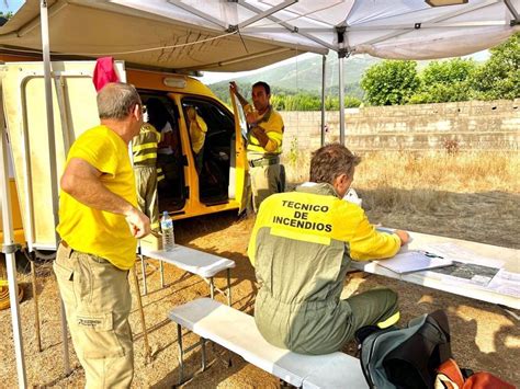 Buena Progresión Del Incendio De Valencia De Alcántara Aunque Se