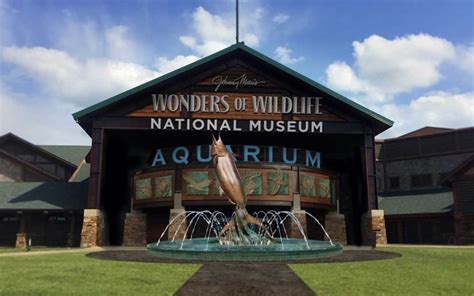 Johnny Morris' Wonders of Wildlife Aquarium