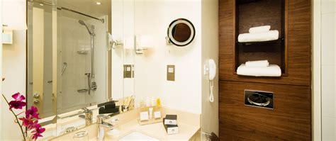 GUOMAN TOWER hotel, London | 77% off | Hotel Direct