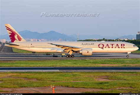 A7 BAU Qatar Airways Boeing 777 3DZER Photo By Songxiuming ID 1315380