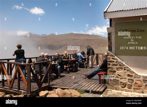 The Highest Pub In Africa Sani Mountain Lodge Lesotho Stock Photo Alamy