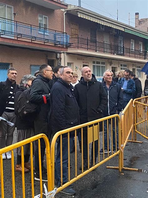 El Alcalde De San Fernando De Henares Javier Corpa Y El Secretario