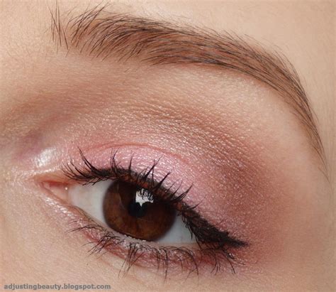 Soft Pink Makeup Adjusting Beauty Soft Eye Makeup Pink Eye Makeup