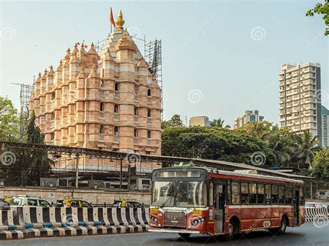 Siddhivinayak Temple Dedicated To Lord Ganesh at Prabhadevi Editorial Photo - Image of colorful ...