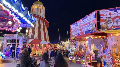 Hull Fair 2021 Crowds Attend One Of Europes Largest Fun Fairs Bbc News