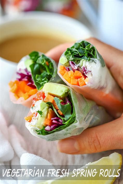 Vegetarian Fresh Spring Rolls With Peanut Sauce Happy Foods Tube