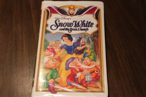 Rare Walt Disney Snow White And The Seven Dwarfs Masterpiece Collection