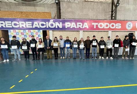 688 Estudiantes Recibieron Beca Municipal Capital Del Mimbre 2024