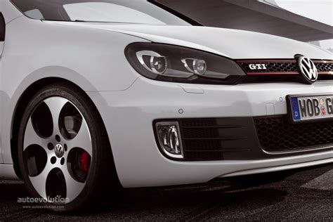 VOLKSWAGEN Golf GTI 3 Doors Specs & Photos - 2008, 2009, 2010, 2011, 2012, 2013 - autoevolution