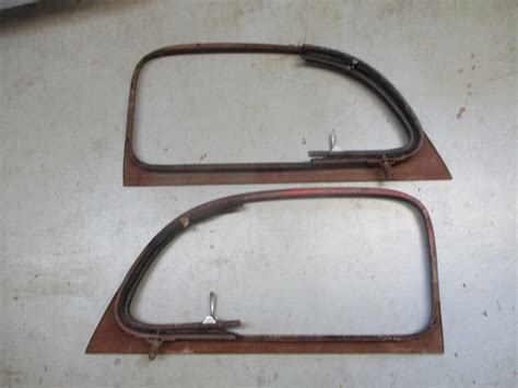 1940 Ford Deluxe Sedan Front Door Window Frames And Vent Windows The