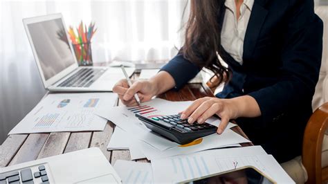 Should Small Businesses Outsource Their Accounting And Bookkeeping