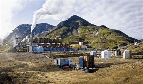 Scientists Transform Abandoned Oil Well Into Giant Geothermal Surface