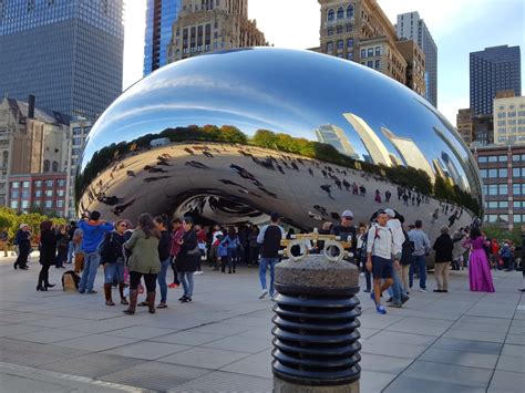 Millenium Park Giant Bean Chicago, Illinois - www.scottsdaleeye.com