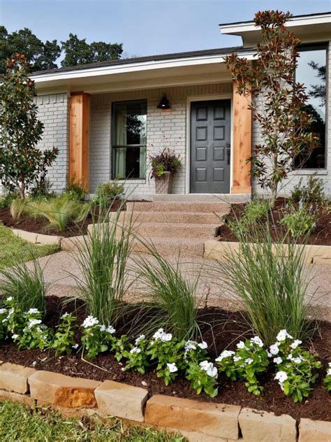 Curb Appeal Tips We Learned From Fixer Upper Hgtv S Fixer Upper