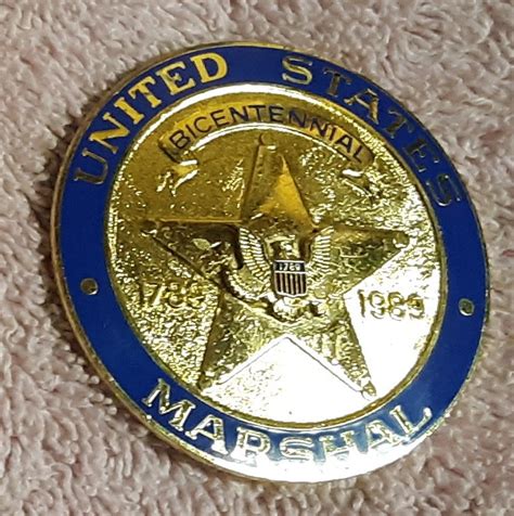 Collectors Badges Auctions U S Marshal Bicentennial Commemorative Badge