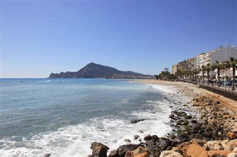 Playa La Roda Guía De Playas Guía De Altea Tripkay