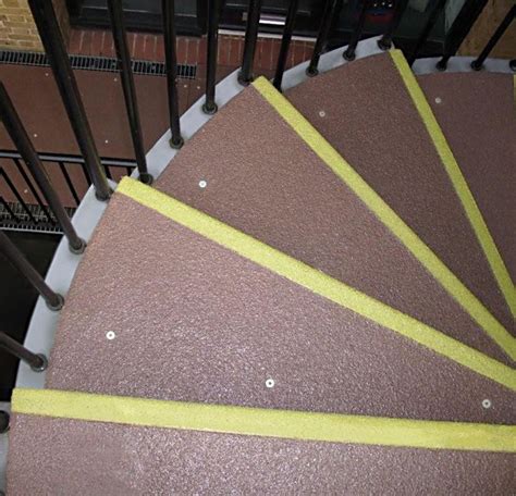 Spiral Anti Slip Grp Stair Treads For Spiral Staircases And Steps