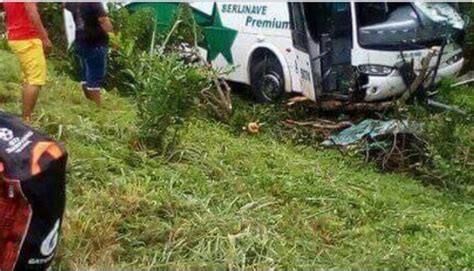 Accidente De Bus De Berlinas En Baranoa No Fue Microsueño Dejó 12