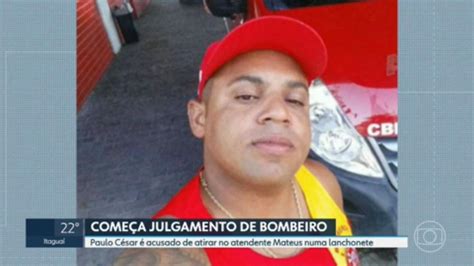 Começa júri do bombeiro que atirou em atendente do McDonald s Rio de