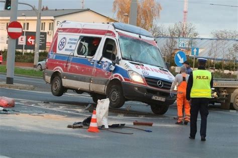 Wypadek Na Dk W Wyrazowie K Cz Stochowy Osob Wka Zderzy A Si Z