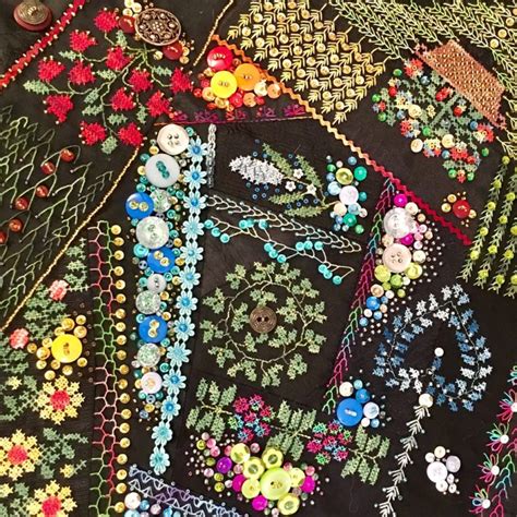 Crazy Quilting Seam Treatments Ideas Colour Complements
