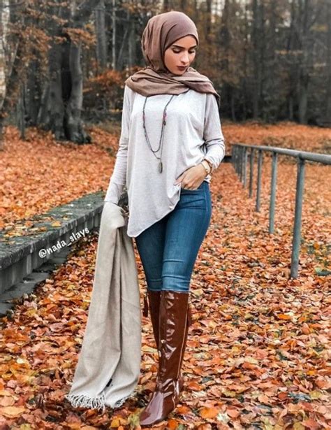 Pin By Sissy Latrina On Muslimas In Boots Fashion Street Style Hijabi