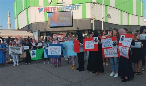 Nekoliko Stotina Gra Ana Zenice Na Protestu Protiv Femicida Bosnainfo