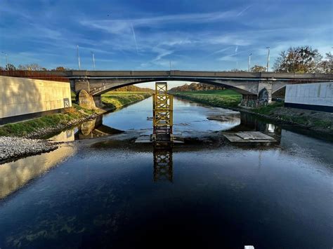 Nowe mosty Chrobrego we Wrocławiu Rozpoczęła się budowa drugiego