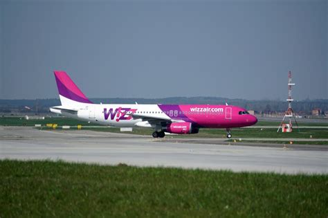 Your Wizz Air Flight Is Delayed. Should You Wait at Home? - Wizz Air Compensation